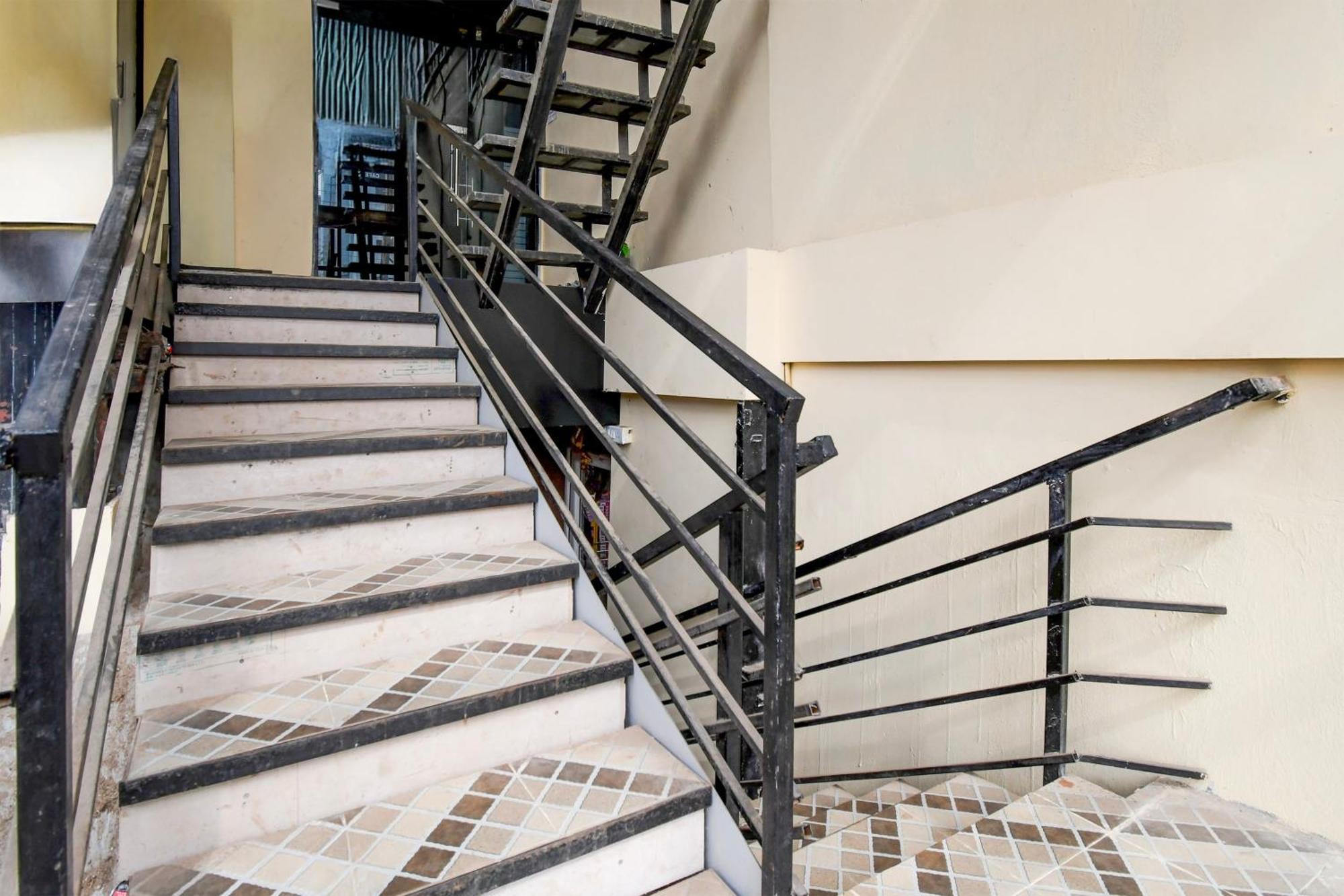 Super Hotel O Pra Guest House Bhubaneswar Exterior foto
